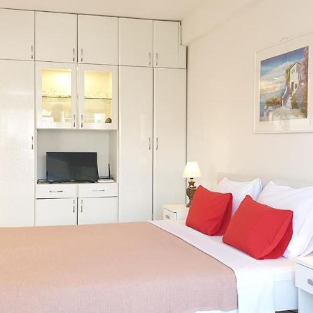 The White Apartment Ohrid Exterior photo