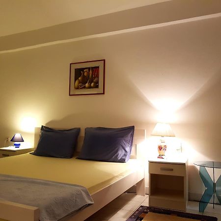 The White Apartment Ohrid Exterior photo