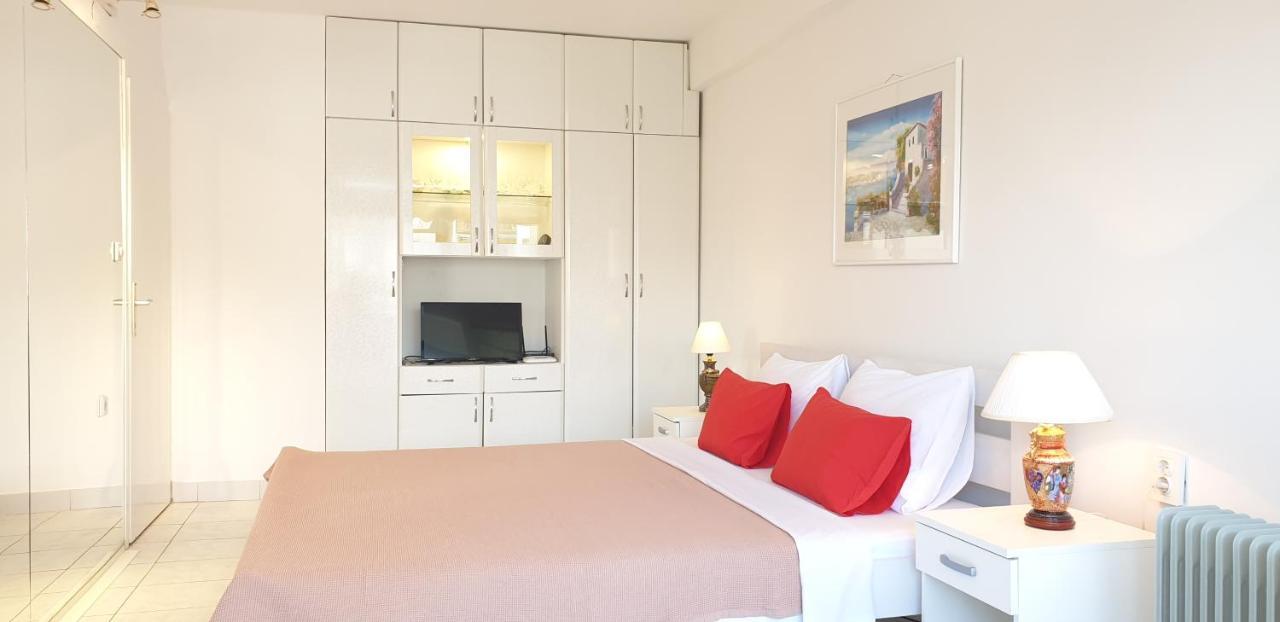 The White Apartment Ohrid Exterior photo