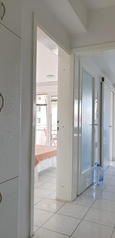 The White Apartment Ohrid Exterior photo