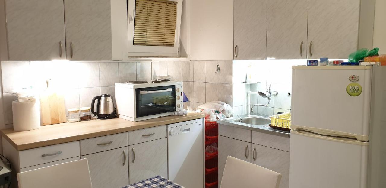 The White Apartment Ohrid Exterior photo